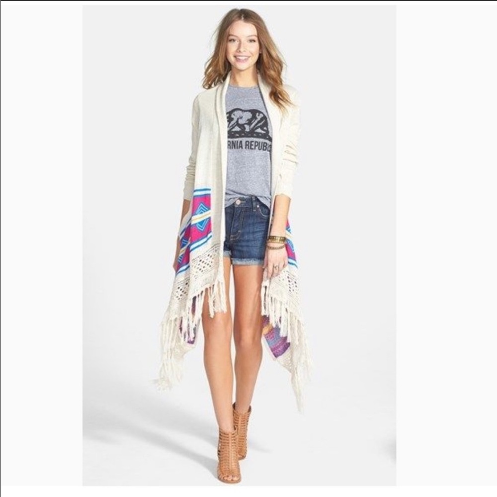 🌊 BILLABONG Boho Fringe Long-Sleeved Sweater